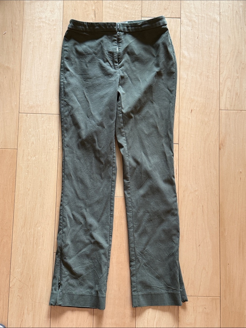 Mango Olive Green Casual Capri Pants
